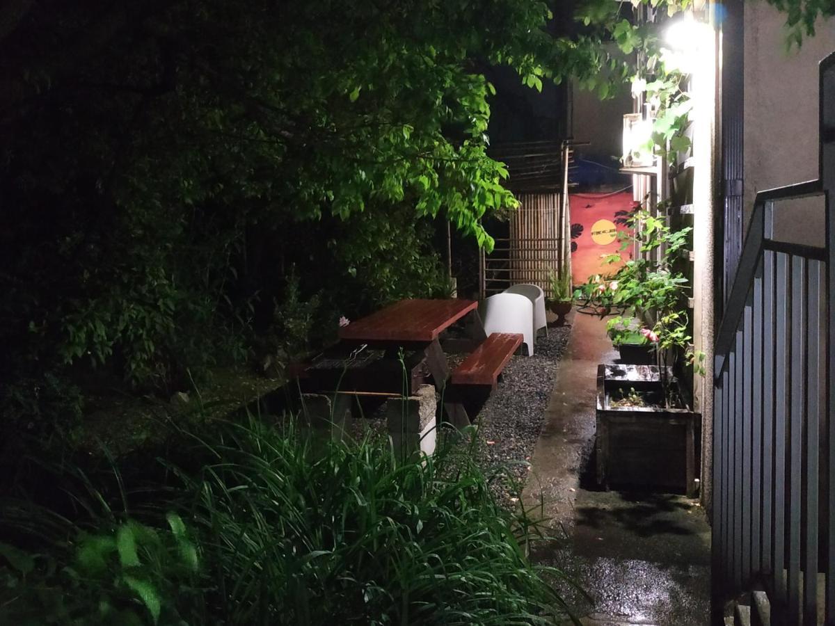 Время Че Sochumi Exterior foto